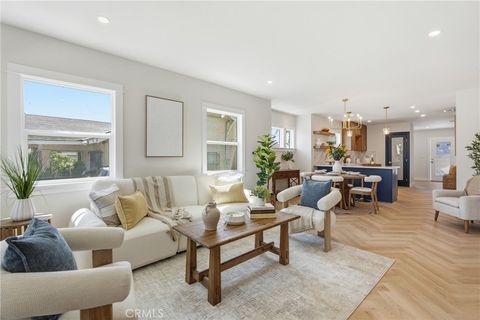 Photo of 101 S Melrose St, Placentia, CA 92870 (MLS # PW26157269)