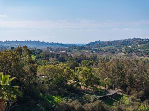 Photo of 18024 Avenida Alondra, Rancho Santa Fe, CA 92067 (MLS # 260005202SD)