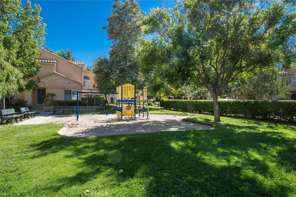 Diamond Head (DMHD) - Residential