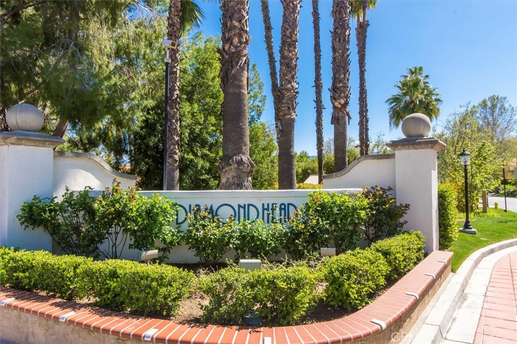 Diamond Head (DMHD) - Residential