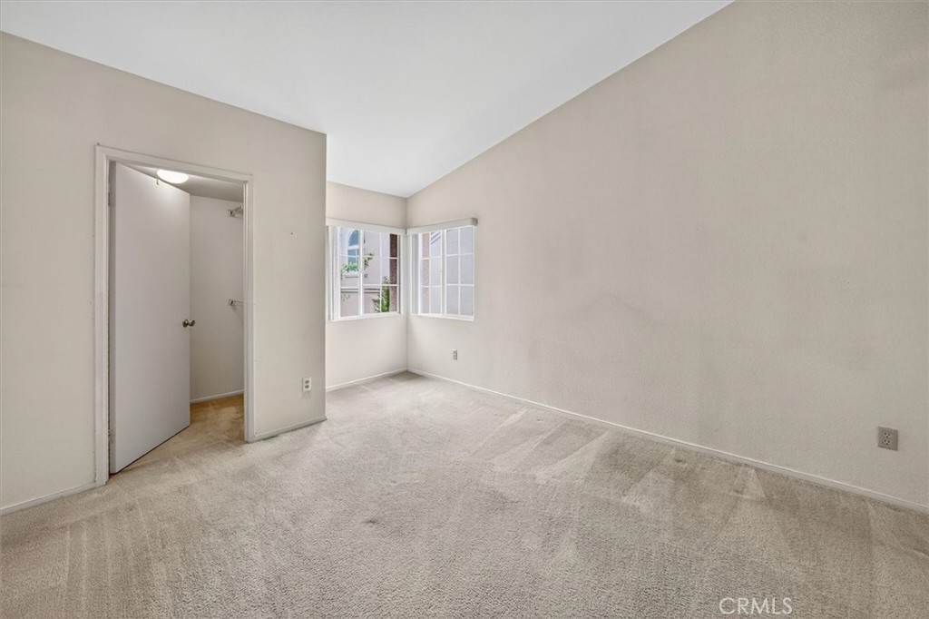 Diamond Head (DMHD) - Residential