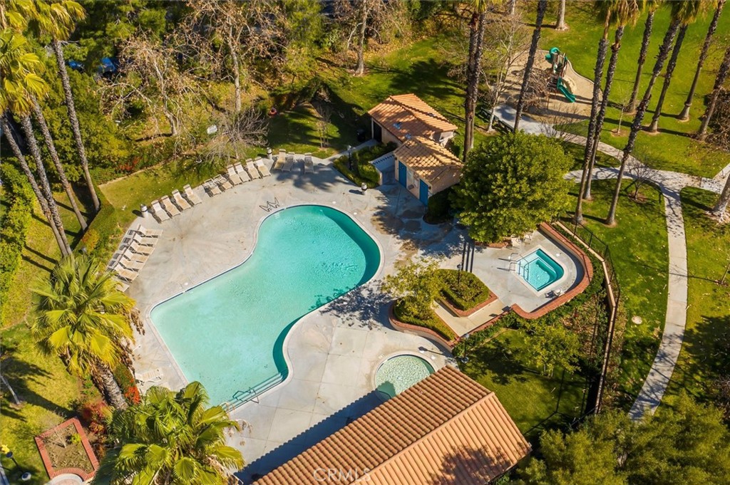 Diamond Head (DMHD) - Residential