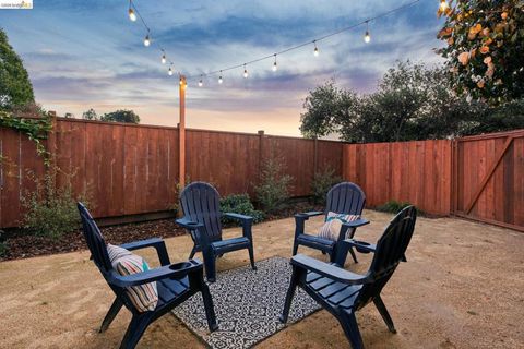 Tiny photo for 1092 1092 Dwight Way Way, Berkeley, CA 94710 (MLS # 41126129)