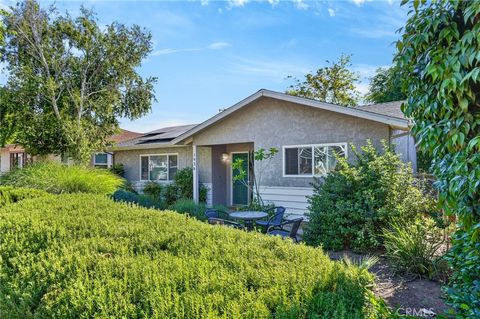 Photo of 1936 Oak ST, Paso Robles, CA 93446 (MLS # NS26099753)