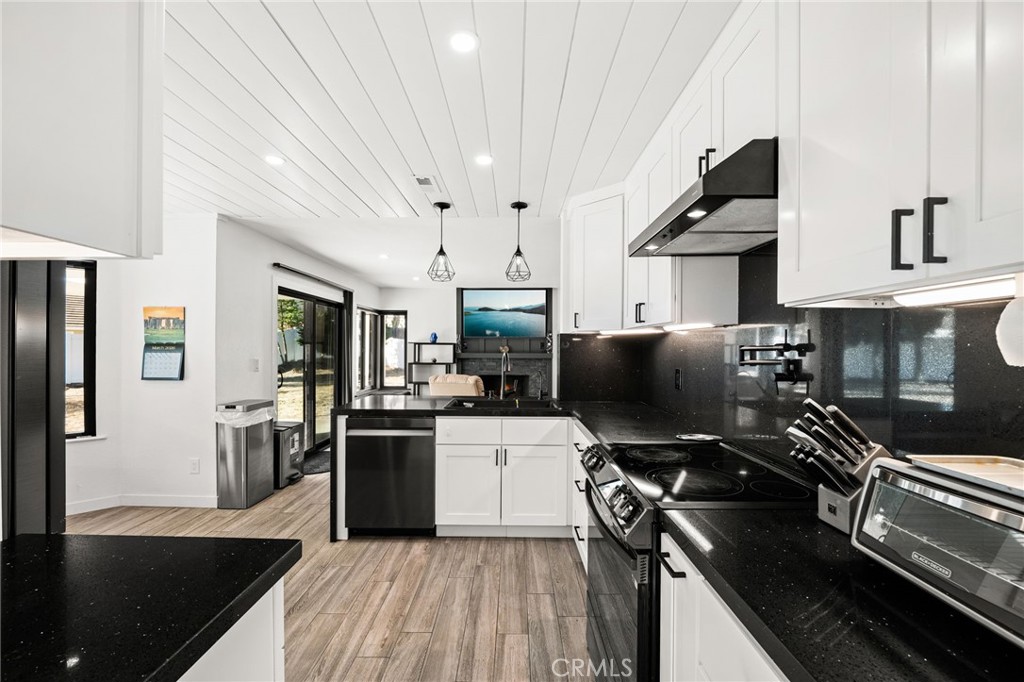 29042 Mango Court