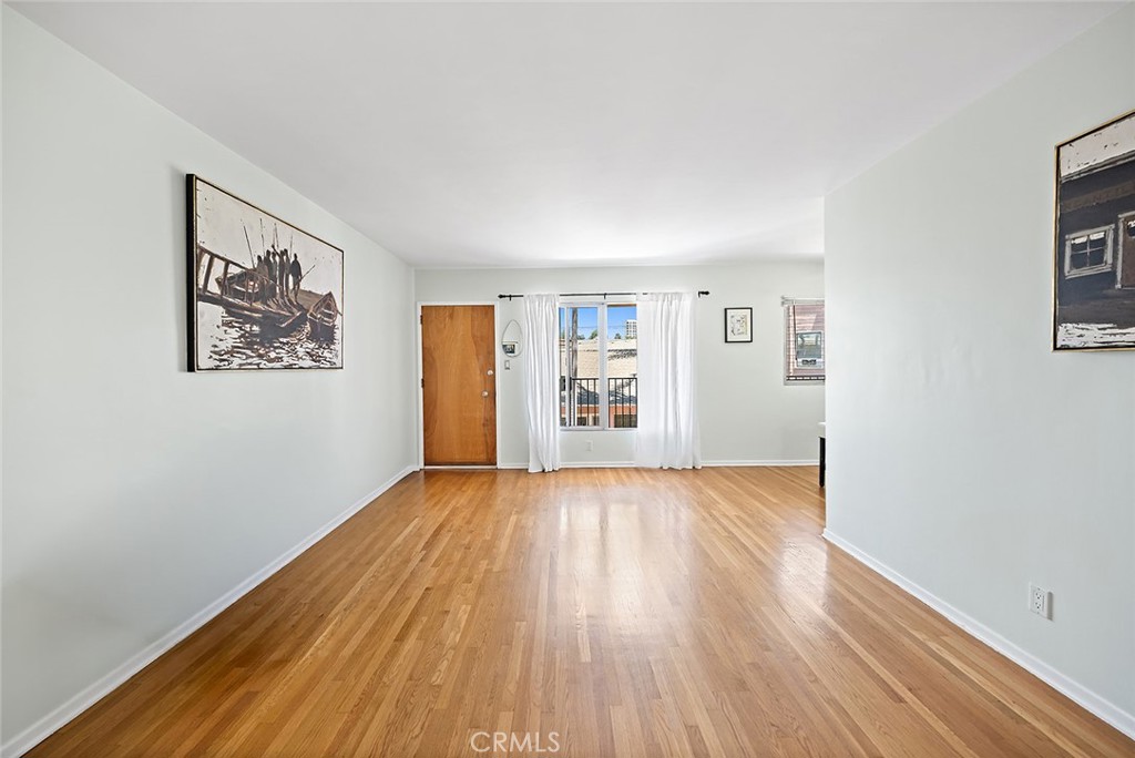 1015 E Ocean Boulevard 12