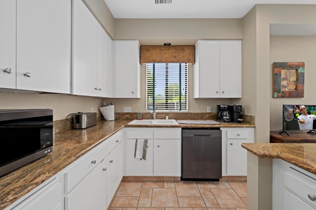 Mission Hills Country Club - Residential Lease