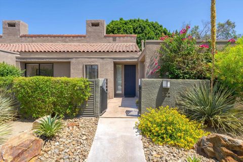Photo of 522 Desert West Drive, Rancho Mirage, CA 92270 (MLS # 219136886DA)