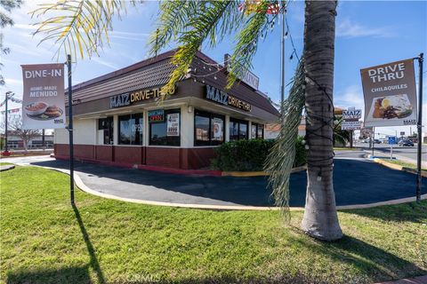 201 W Foothill Boulevard Rialto CA 92376