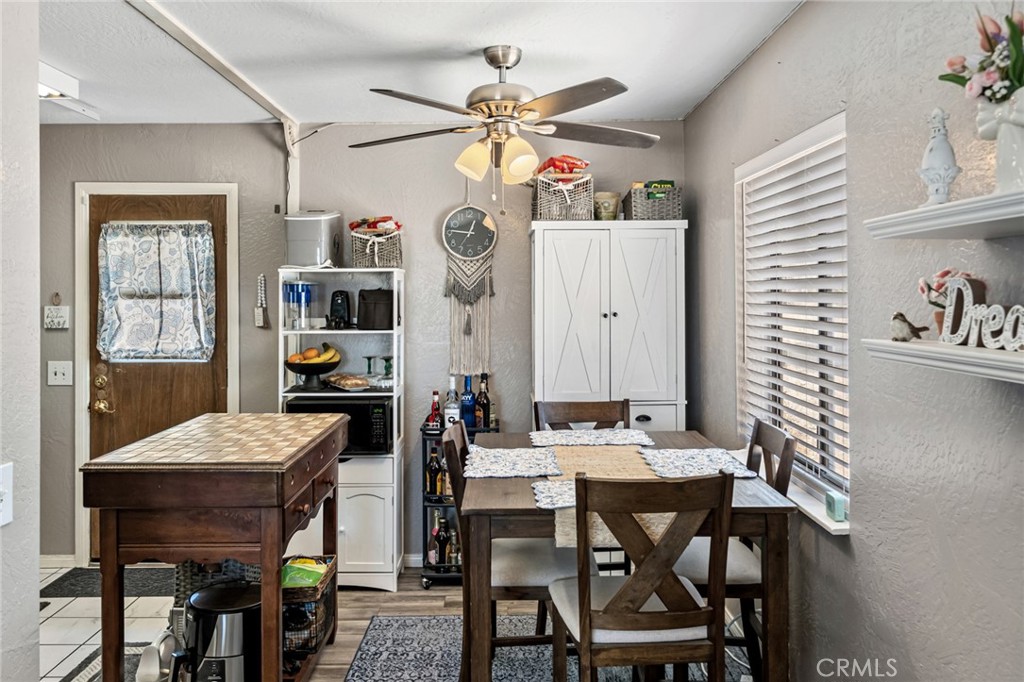 565 Juniper