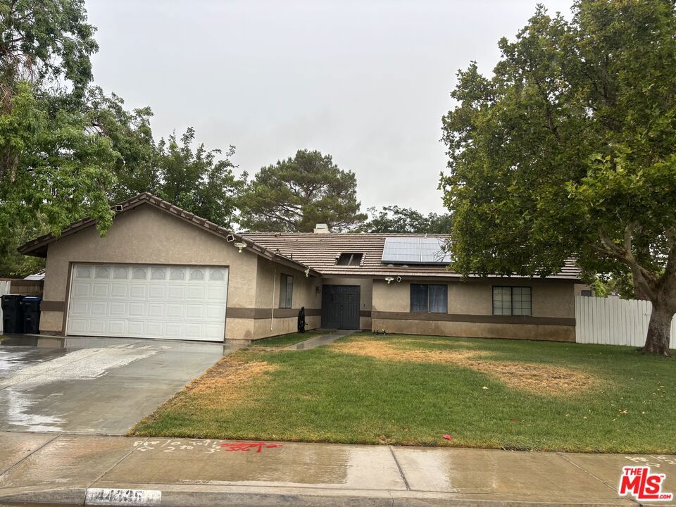 44335 Palo Verde Street