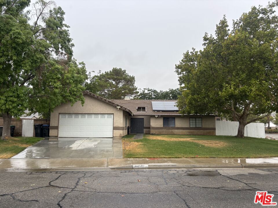 44335 Palo Verde Street
