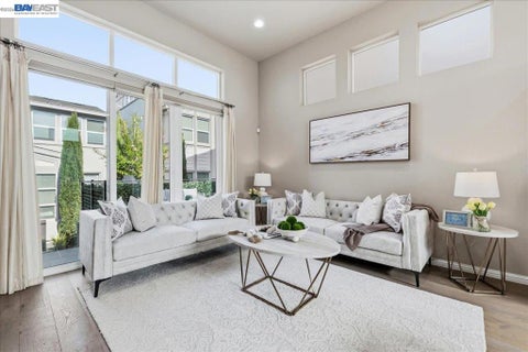 Photo of 4398 Healdsburg Way Way, Dublin, CA 94568 (MLS # 41150079)