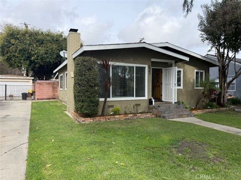 Photo of 5943 E Adderley Dr, Long Beach, CA 90808 (MLS # PW26054706)