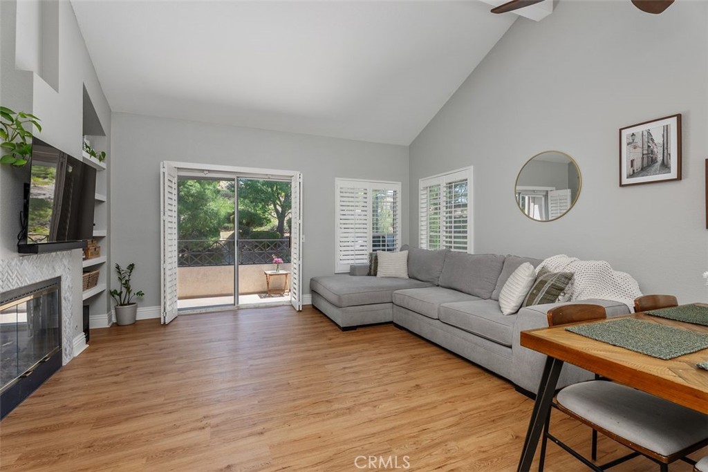 1089 S Daybreak Court