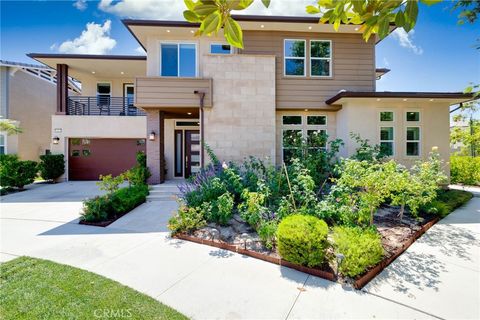 52 Harlow Irvine CA 92618