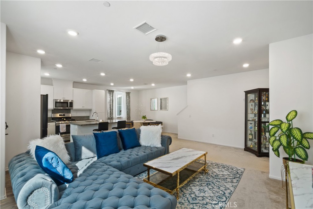 5604 Altamura Way 10