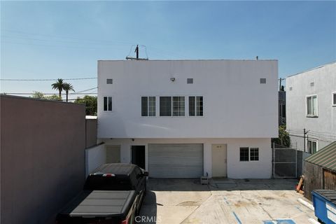 Photo of 5618 Venice Boulevard, Los Angeles, CA 90019 (MLS # OC25172352)