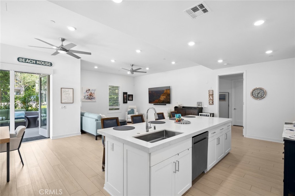 3100 Rivington
