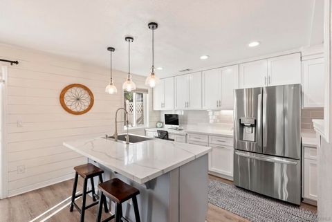 10529 Flora Verda Ct Santee CA 92071