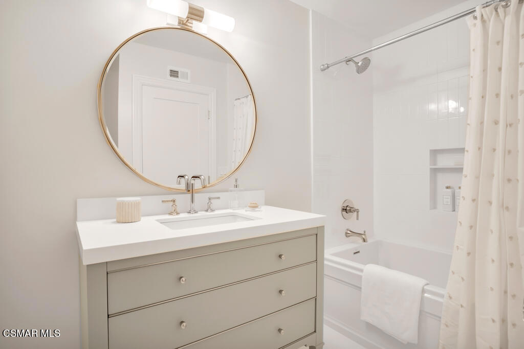 Westlake Bay-728 - 728 - Residential Lease