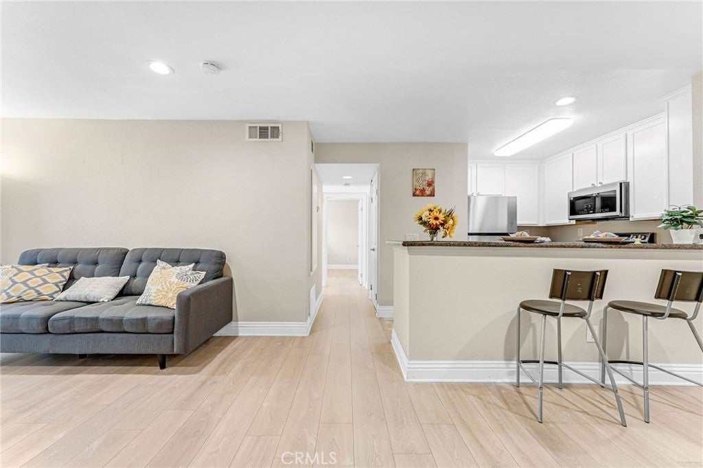 2550 San Gabriel 105