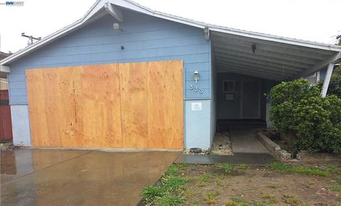 Photo of 333 Lamont Ct CT, Vallejo, CA 94591 (MLS # 41133898)