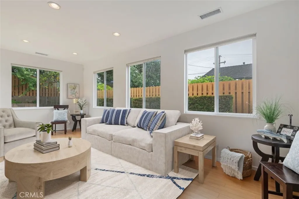 Goleta, California 93117, United States, 3 Bedrooms Bedrooms, ,2 BathroomsBathrooms,Residential,Active,145185