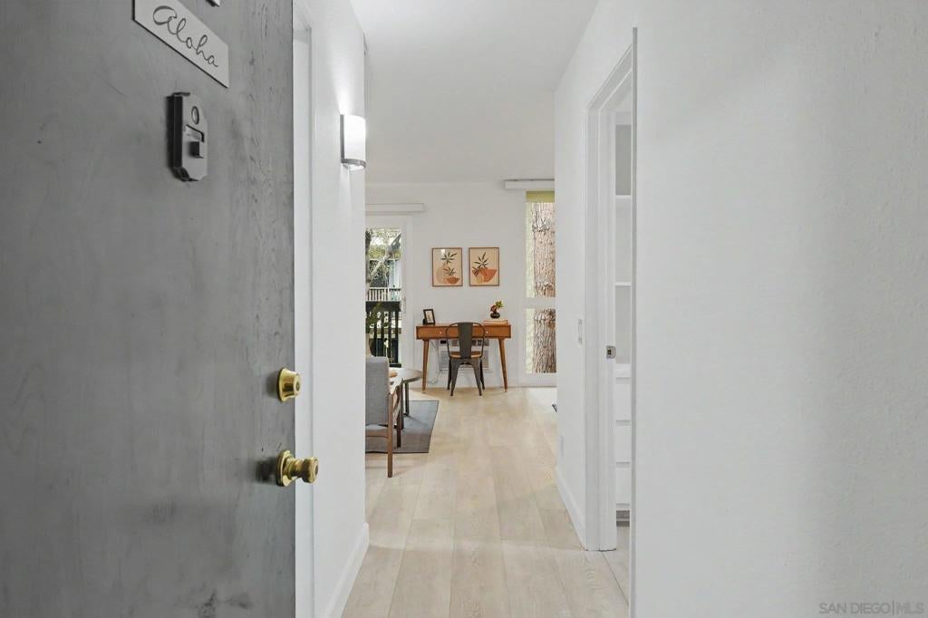6202 Friars 301