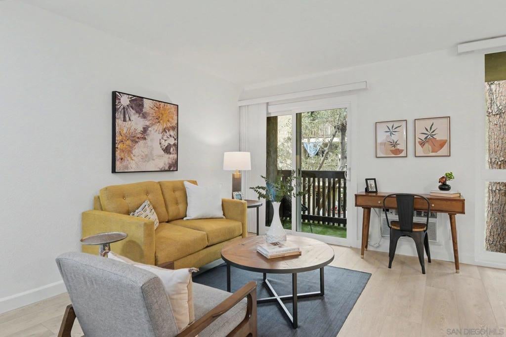 6202 Friars 301