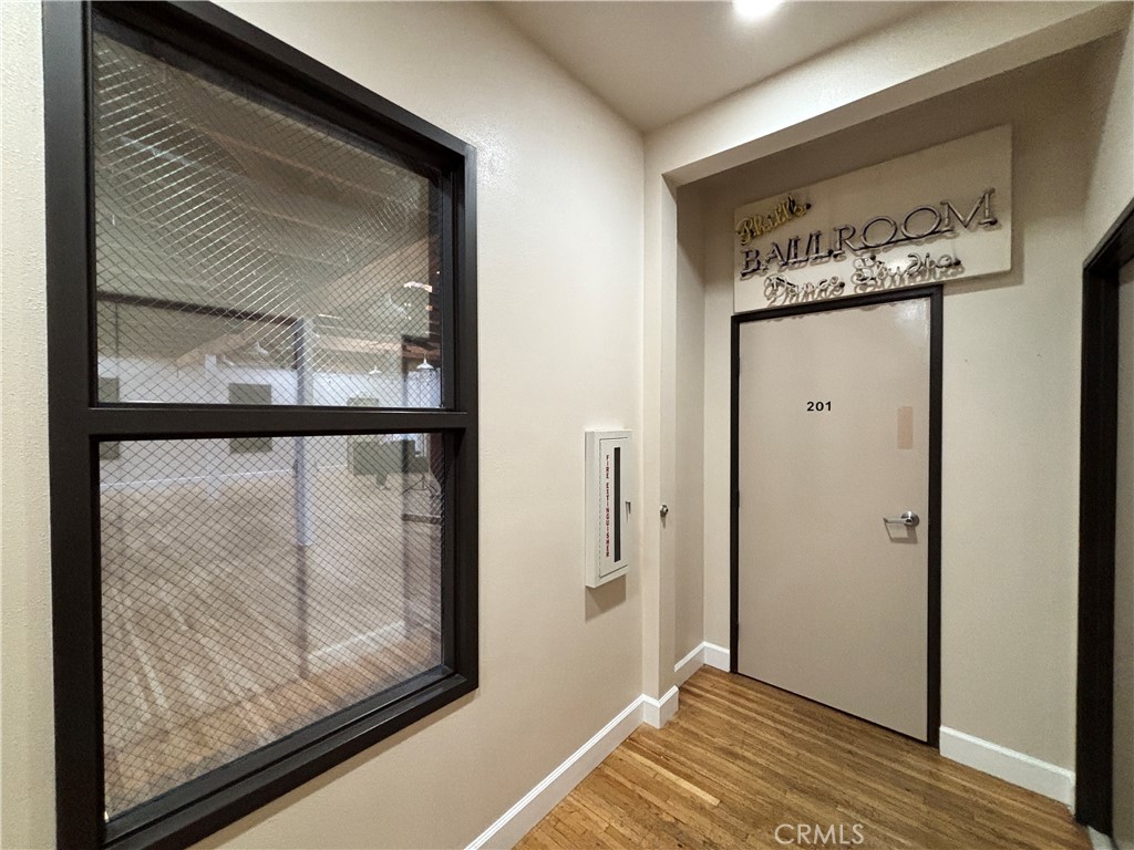 940 W Chapman Avenue 201