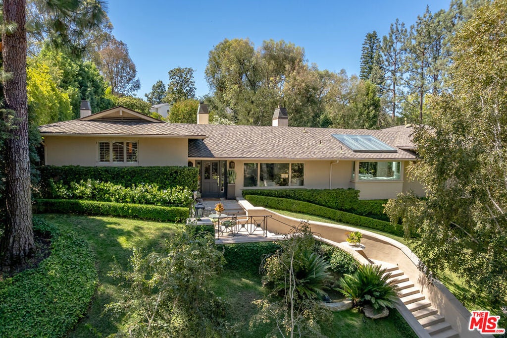 3235 Oakdell Lane