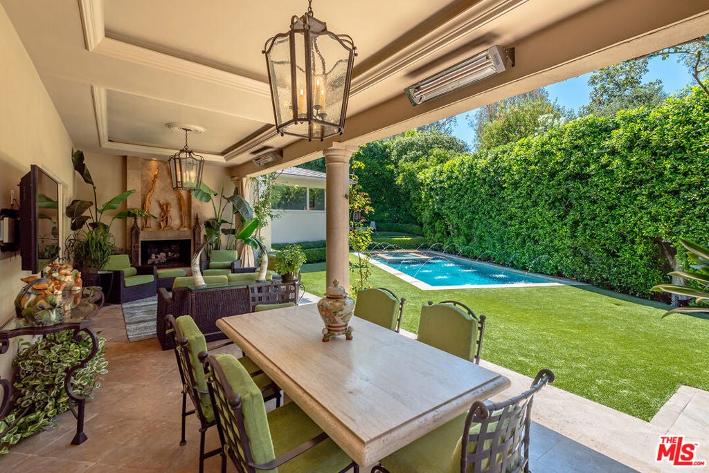 Photo of 3235 Oakdell Lane, Los Angeles, CA 91604 (MLS # 26987025)