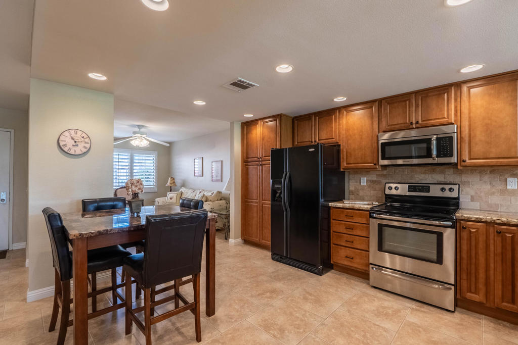 Palm Valley CC - Residential