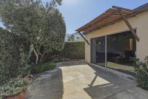 Tiny photo for 2163 Monmouth Drive, Ventura, CA 93001 (MLS # V1-39392)
