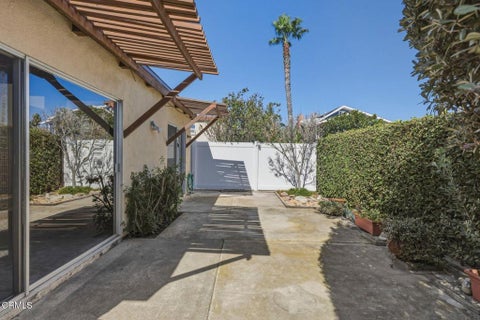 Tiny photo for 2163 Monmouth Drive, Ventura, CA 93001 (MLS # V1-39392)