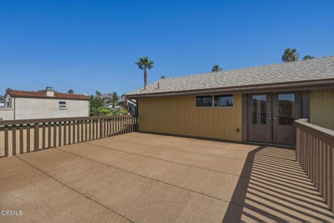 Tiny photo for 2163 Monmouth Drive, Ventura, CA 93001 (MLS # V1-39392)