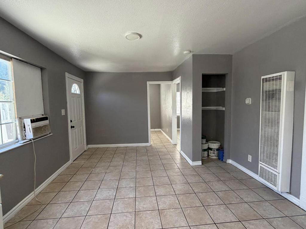 3073 E Hills Drive