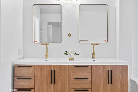 Tiny photo for 35 Via Encanto, Rancho Santa Margarita, CA 92688 (MLS # OC26049999)