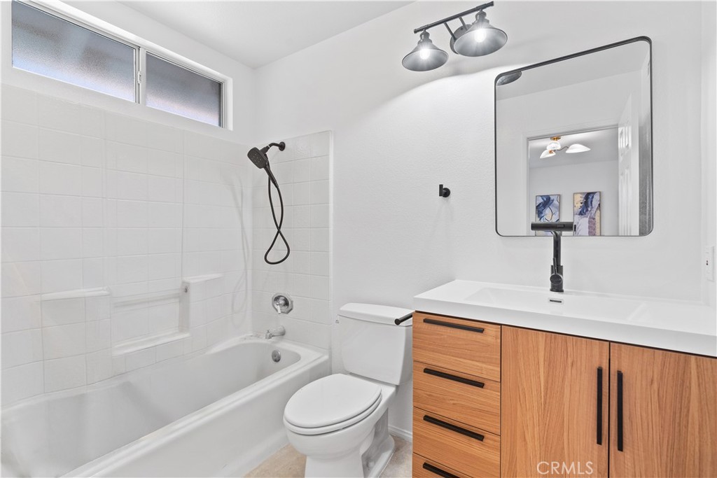 Rancho Santa Margarita, California, 92688, United States, 3 Bedrooms Bedrooms, ,3 BathroomsBathrooms,Residential,Active,2024183