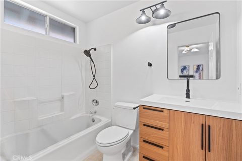 Tiny photo for 35 Via Encanto, Rancho Santa Margarita, CA 92688 (MLS # OC26049999)