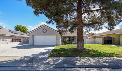 Photo of 26063 Ridgemoor Rd, Menifee, CA 92586 (MLS # SW26047853)