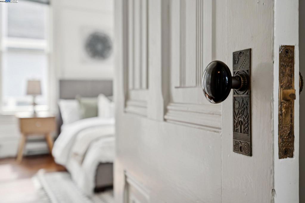 CENTRAL ALAMEDA - Residential