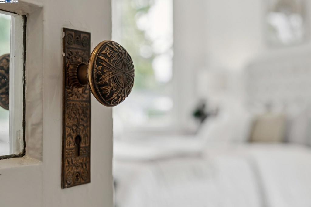 CENTRAL ALAMEDA - Residential