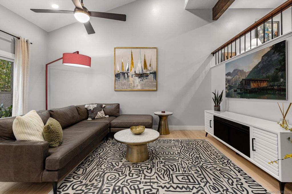 3320 Caminito Eastbluff 135