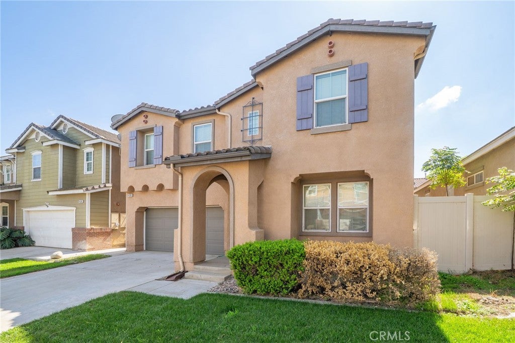 4588 Vincent Way