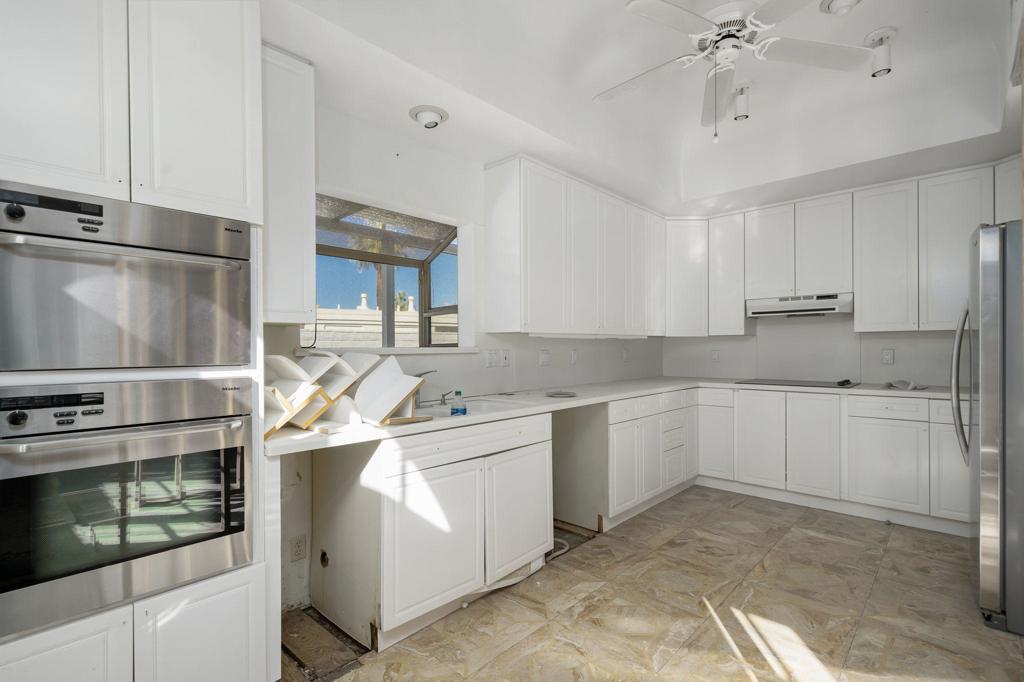 Thunderbird C.C. - Residential