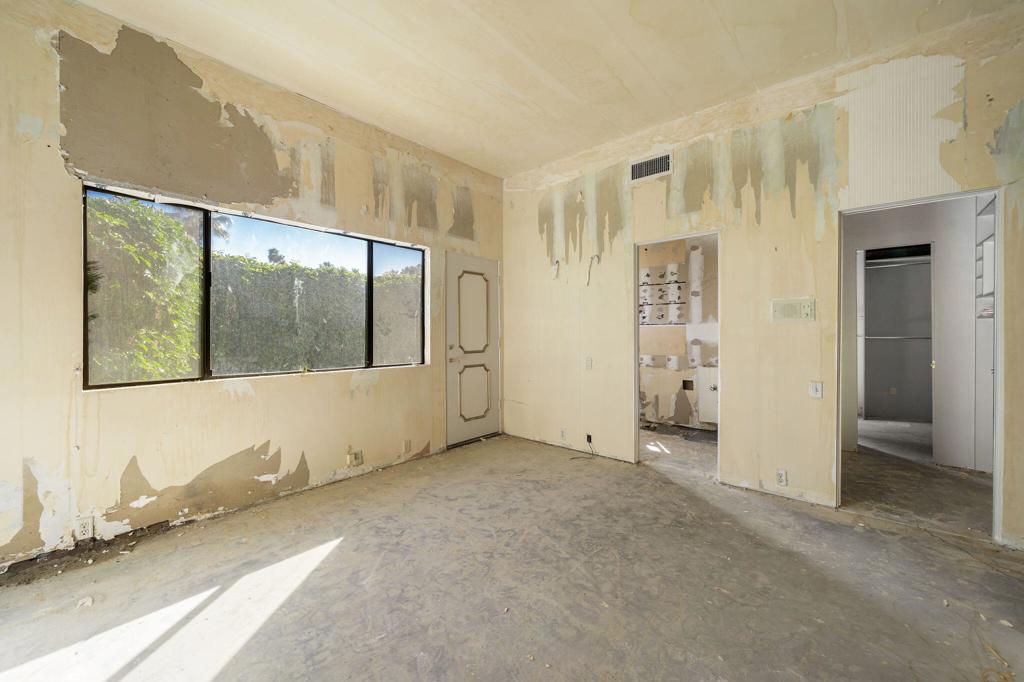 Thunderbird C.C. - Residential