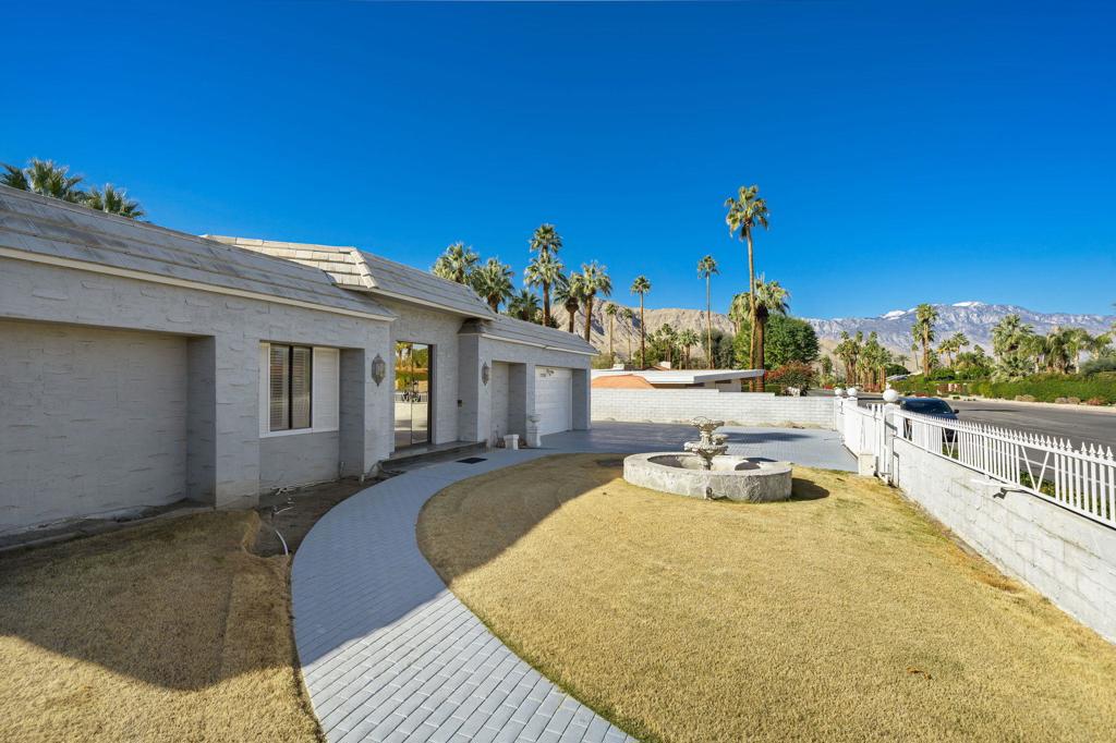 Thunderbird C.C. - Residential