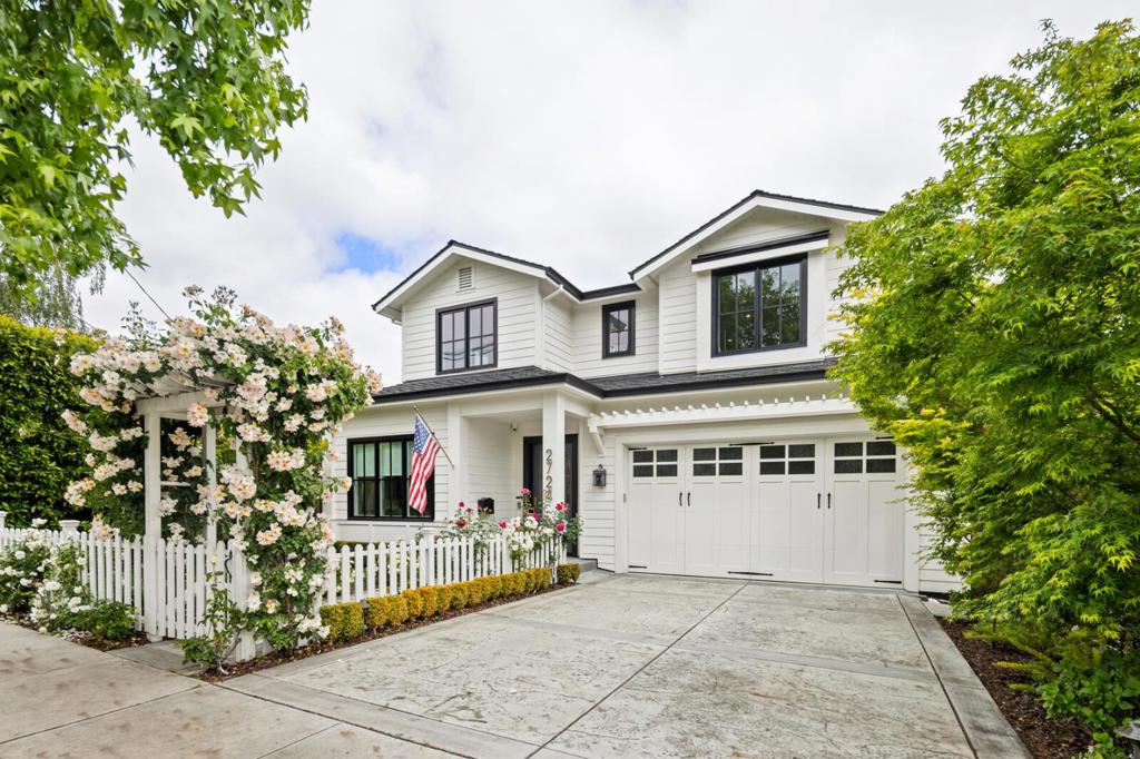 2724 Eaton Avenue